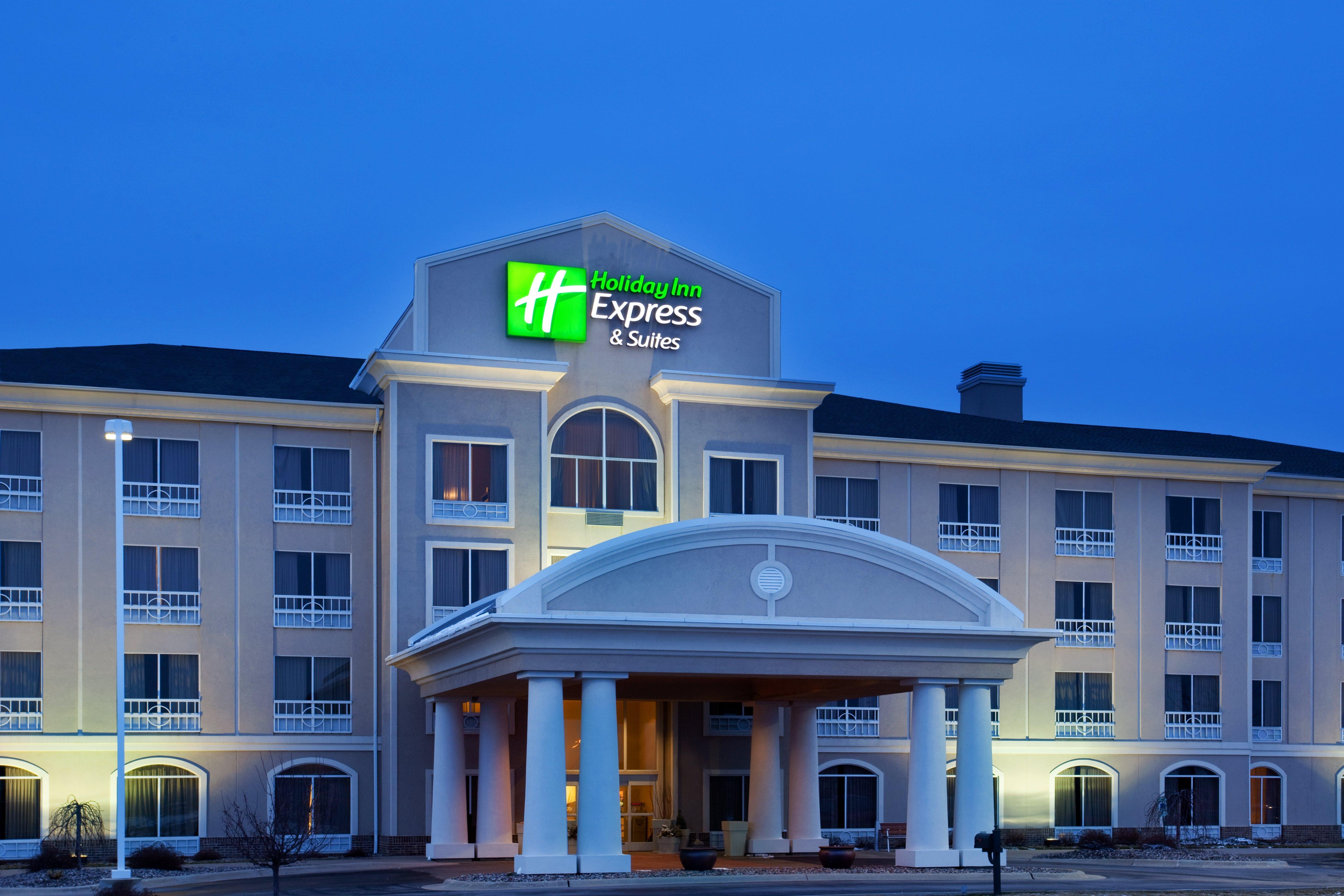 Holiday Inn Express Rockford-Loves Park By Ihg Bagian luar foto