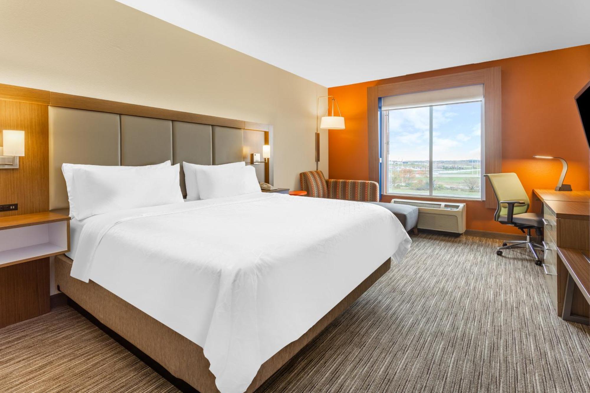Holiday Inn Express Rockford-Loves Park By Ihg Bagian luar foto