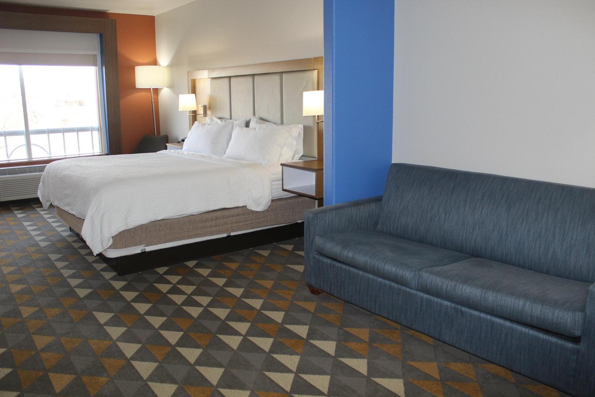 Holiday Inn Express Rockford-Loves Park By Ihg Bagian luar foto
