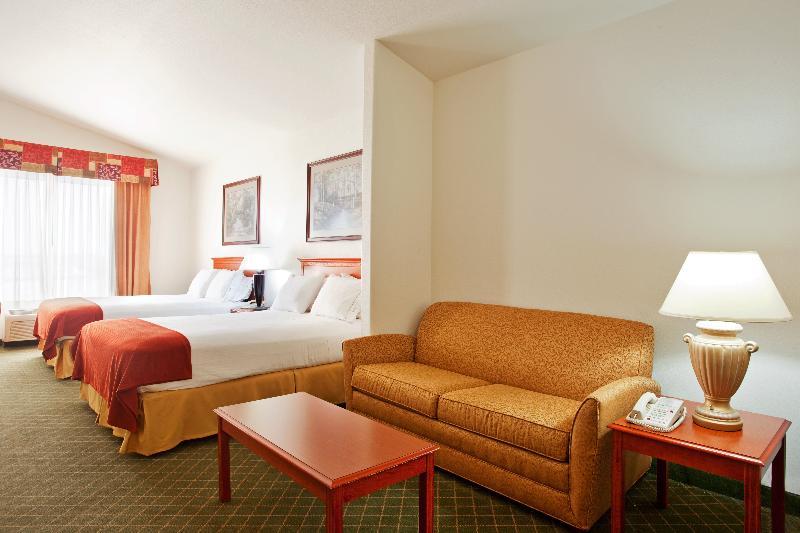 Holiday Inn Express Rockford-Loves Park By Ihg Bagian luar foto